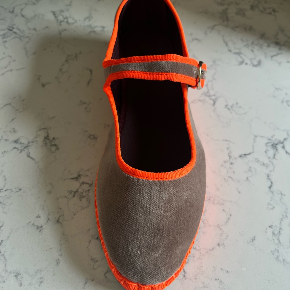 Flabelus “Cora” Velvet Mary Janes with Orange Trim - Picture 2 of 3